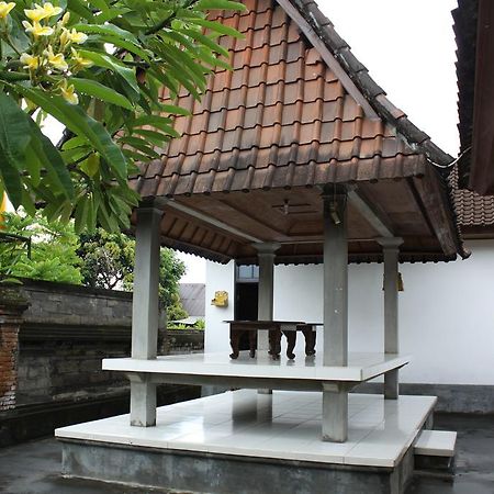 Careen Guest House ウブド エクステリア 写真