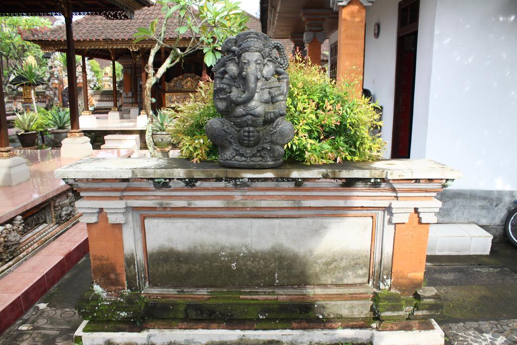 Careen Guest House ウブド エクステリア 写真